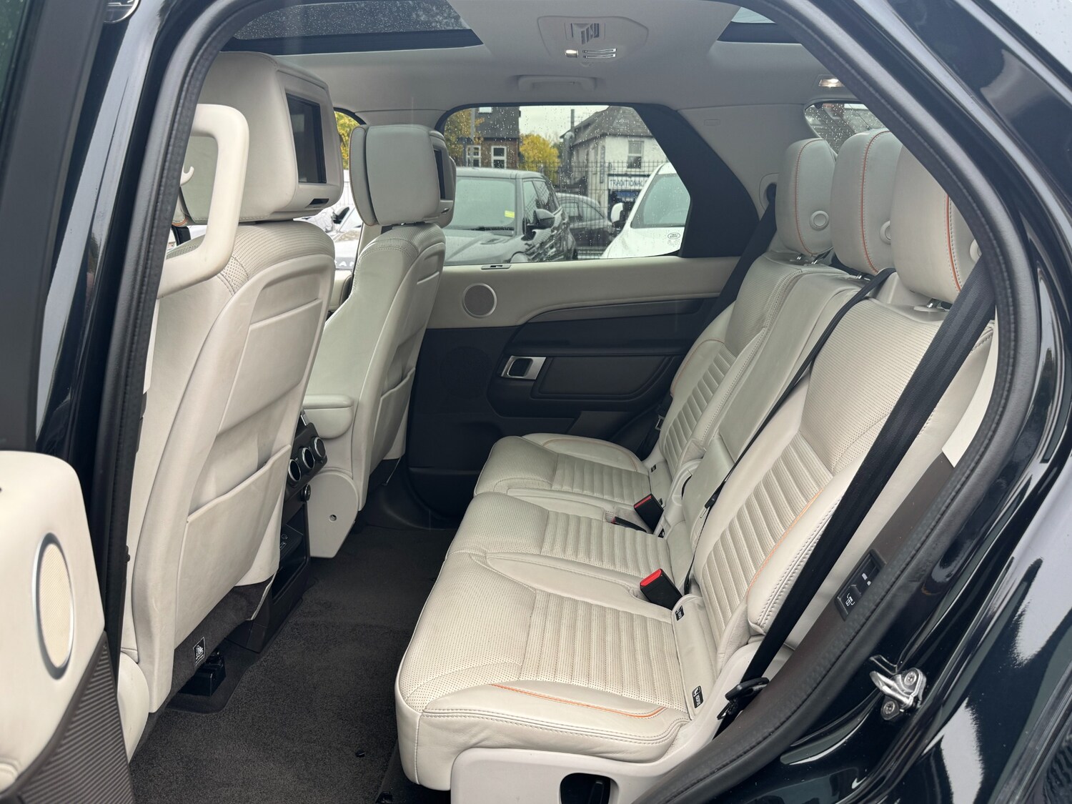 Used Land Rover Discovery 2019 for sale - 76556670: Photo 62