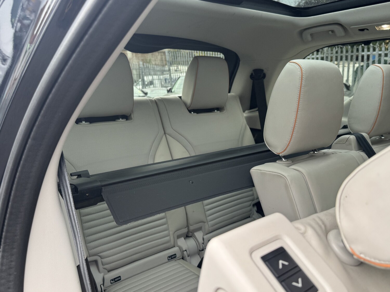 Used Land Rover Discovery 2019 for sale - 76556670: Photo 67