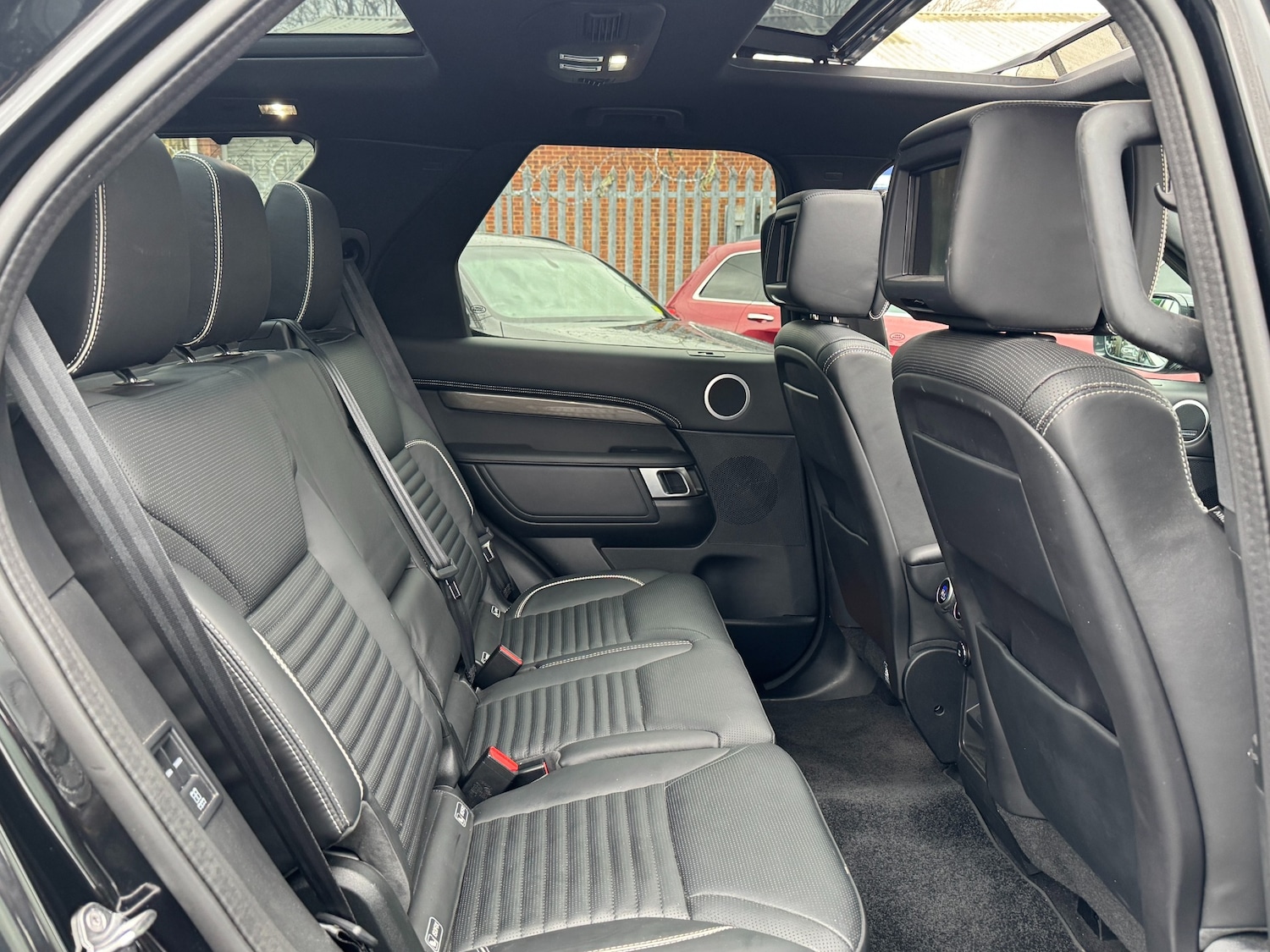 Used Land Rover Discovery 2020 for sale - 76375467: Photo 63