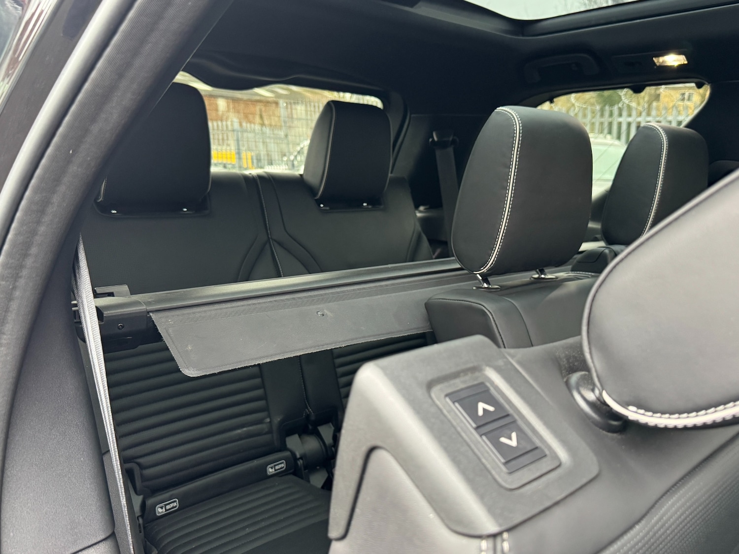 Used Land Rover Discovery 2020 for sale - 76375467: Photo 67