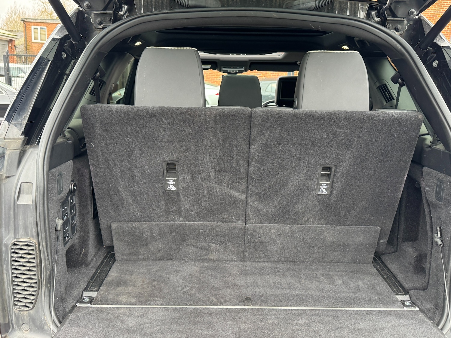 Used Land Rover Discovery 2020 for sale - 76375467: Photo 74