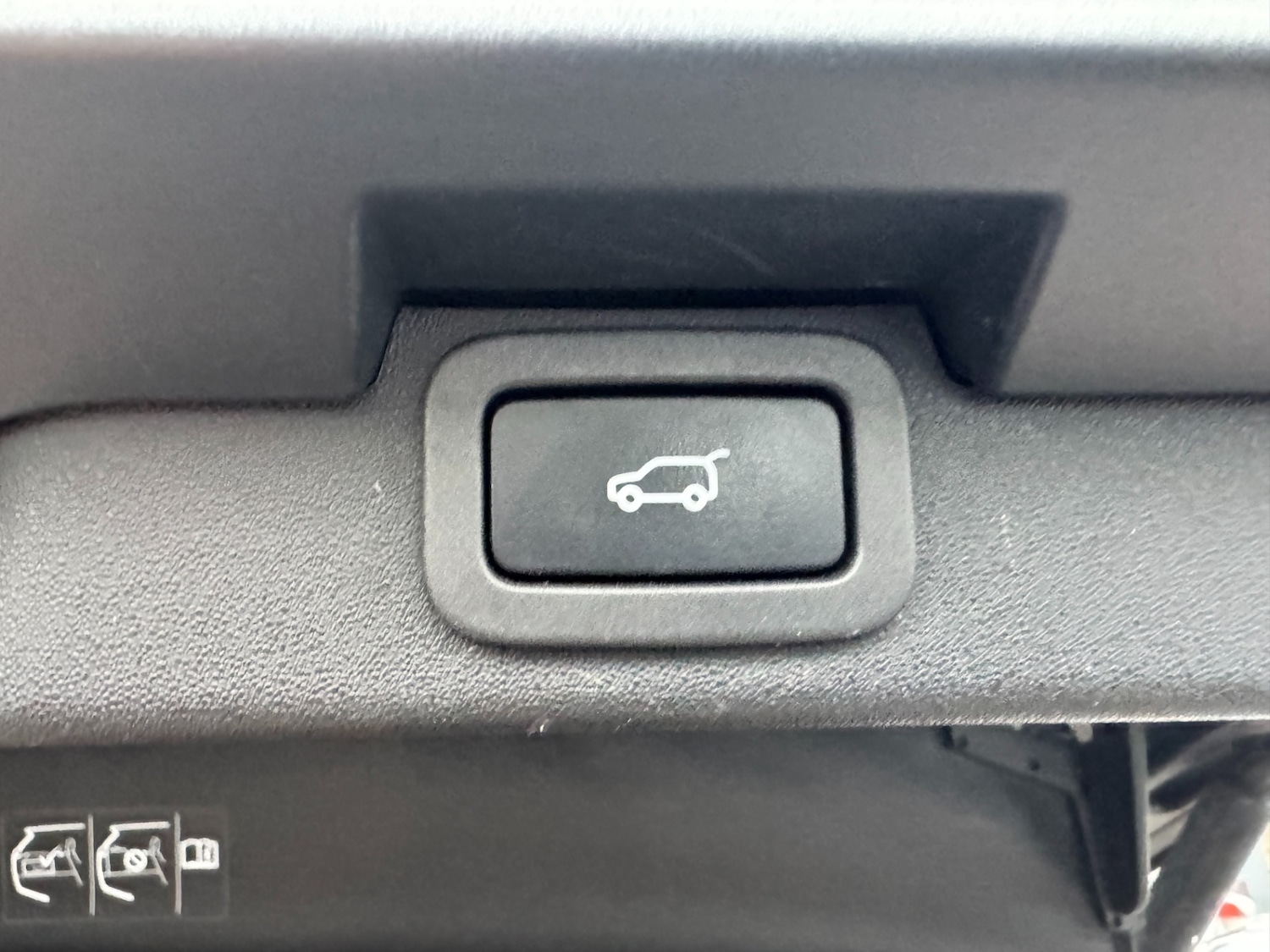 Used Land Rover Discovery 2020 for sale - 76375467: Photo 76