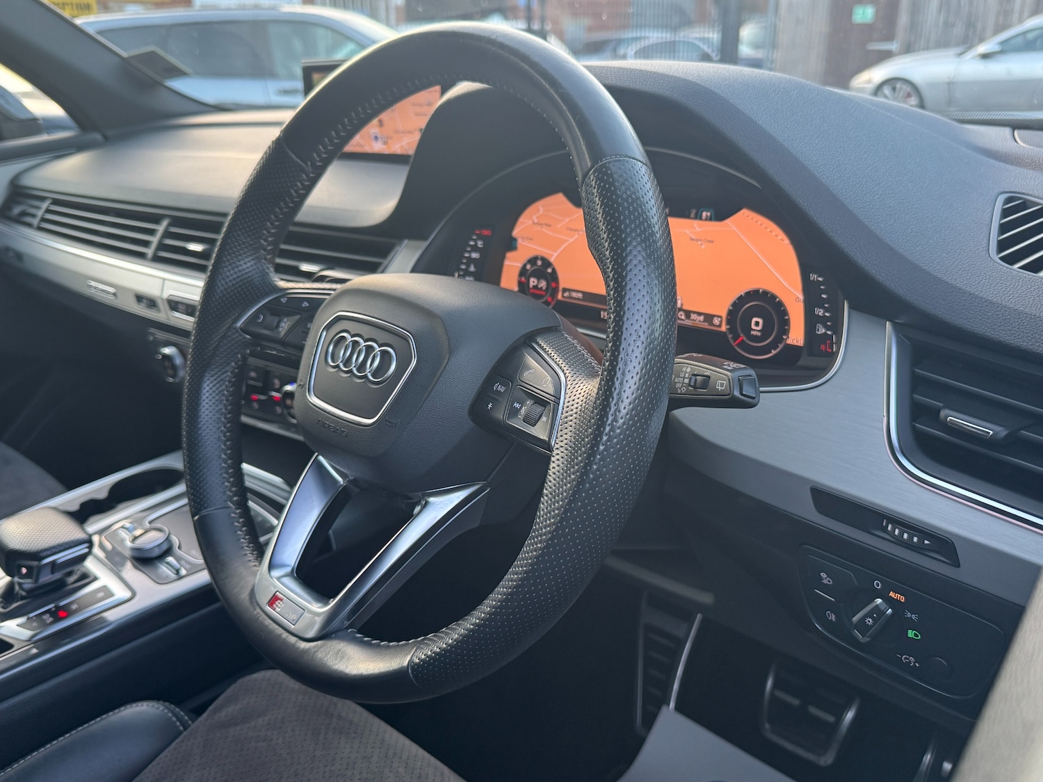 Used Audi Q7 2019 for sale - 77086246: Photo 45