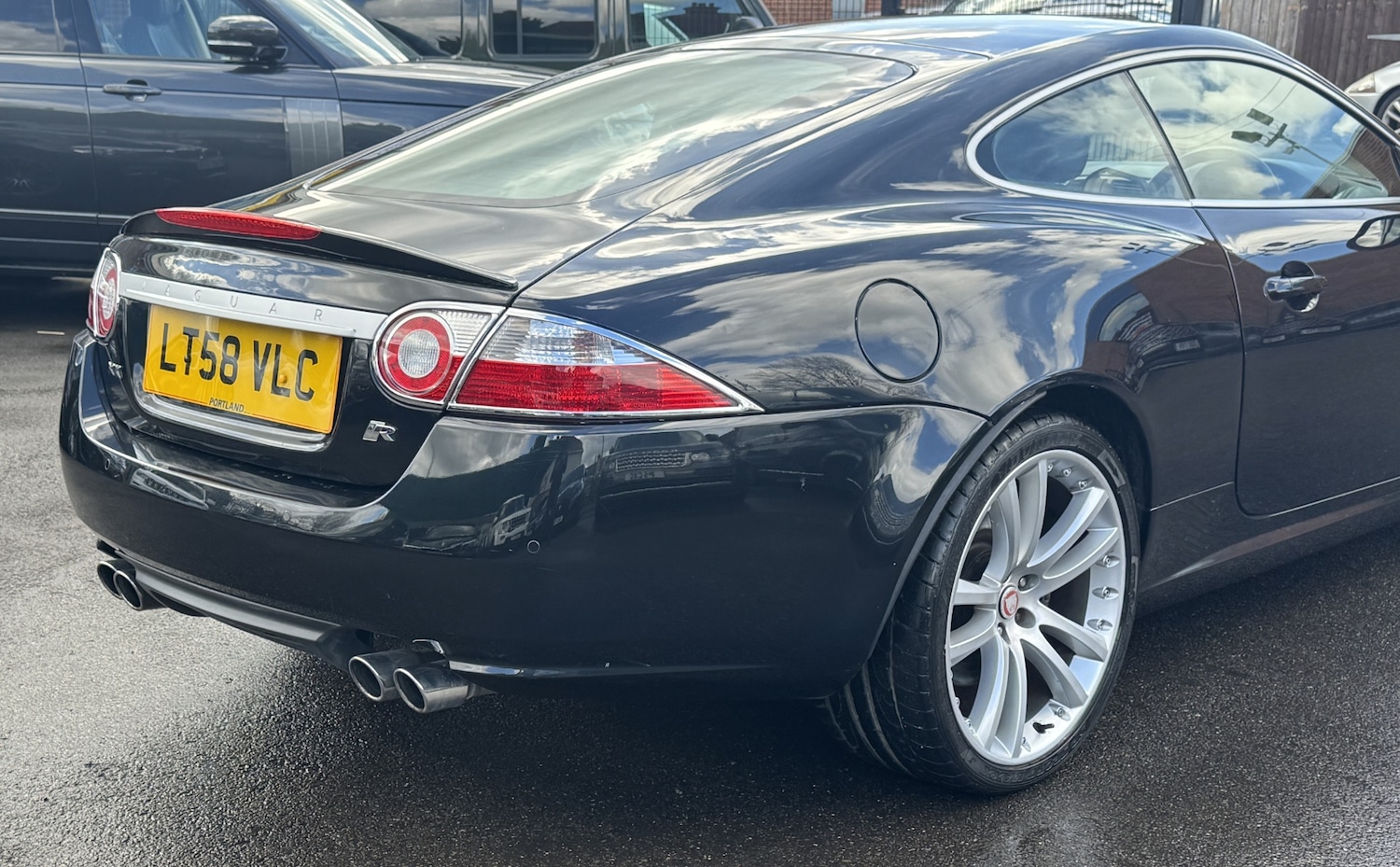 Used Jaguar XKR 2009 for sale - 78140053: Photo 17