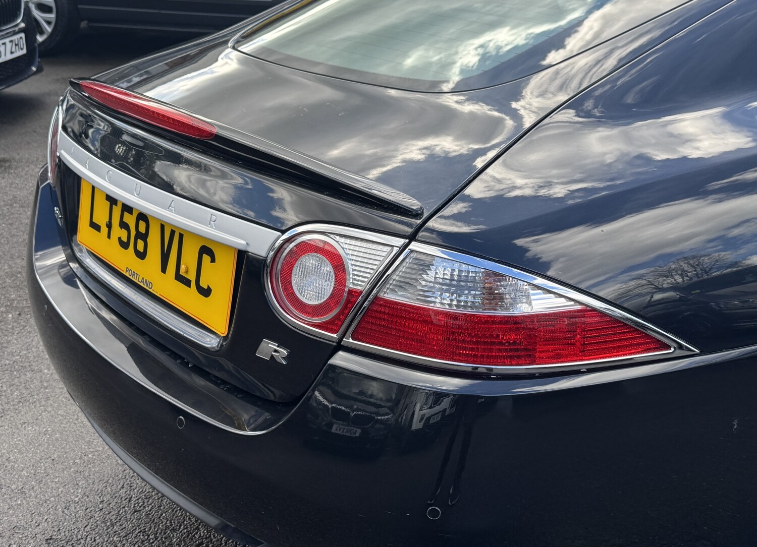 Used Jaguar XKR 2009 for sale - 78140053: Photo 27