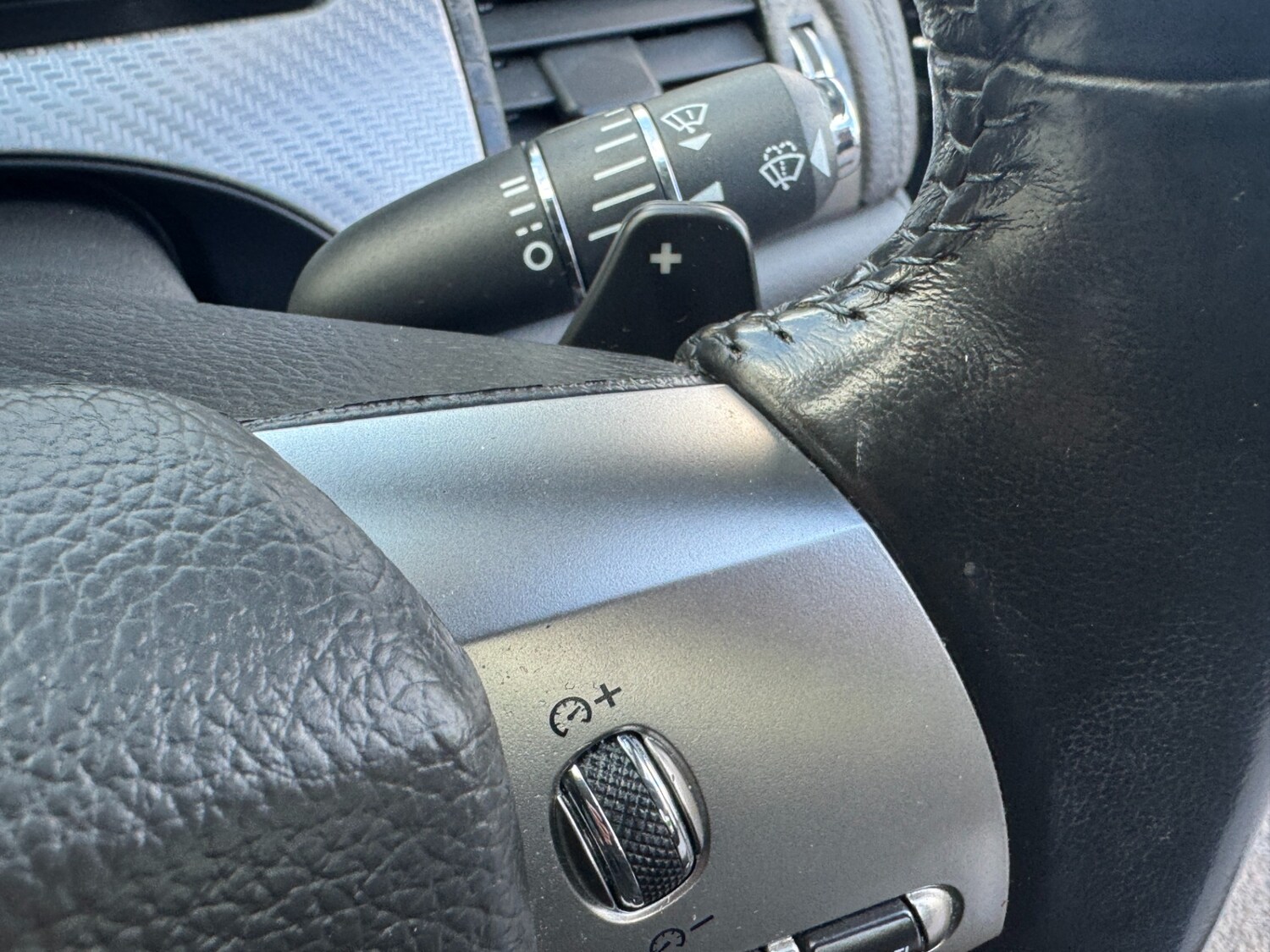 Used Jaguar XKR 2009 for sale - 78140053: Photo 51