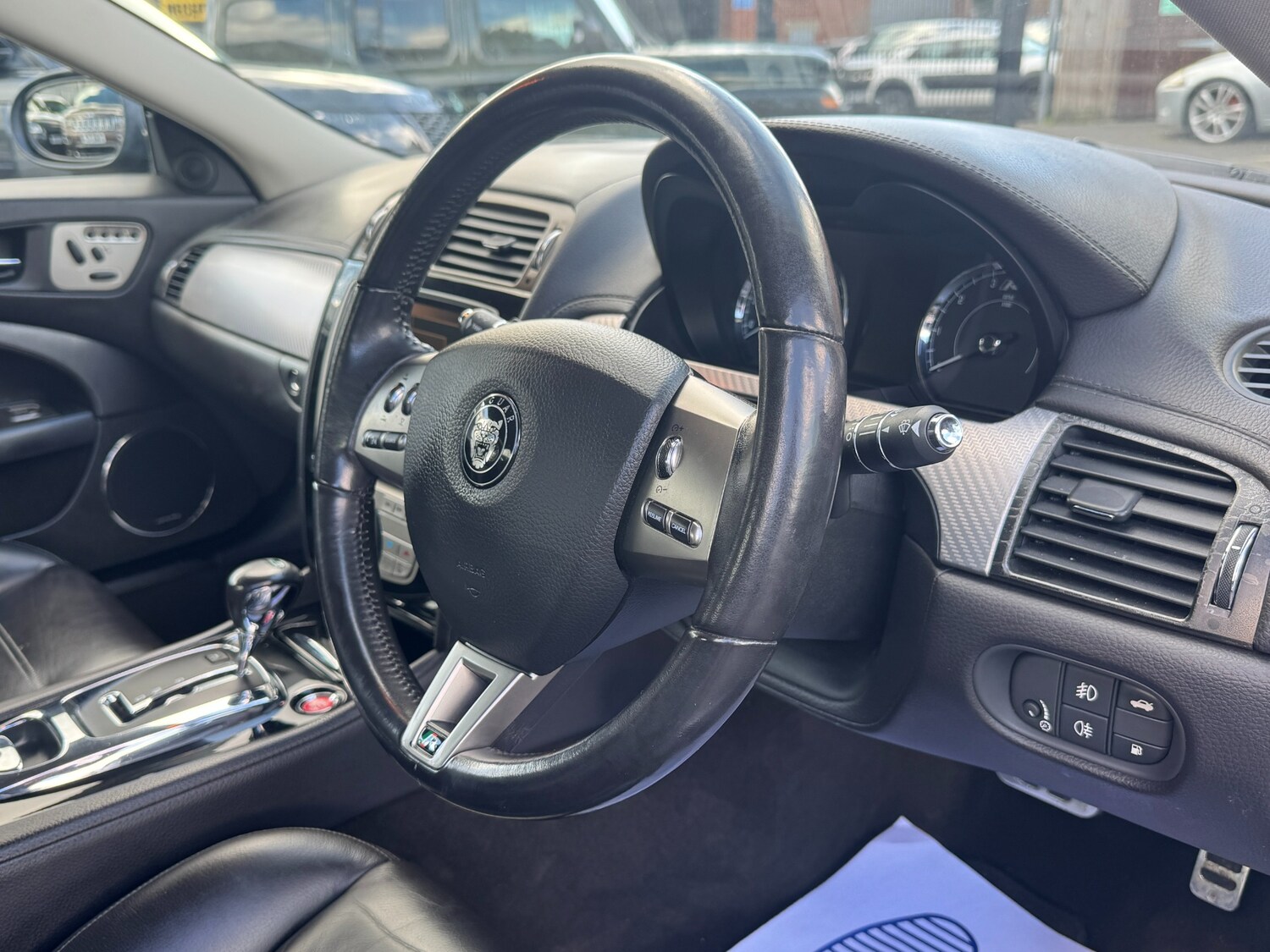 Used Jaguar XKR 2009 for sale - 78140053: Photo 53