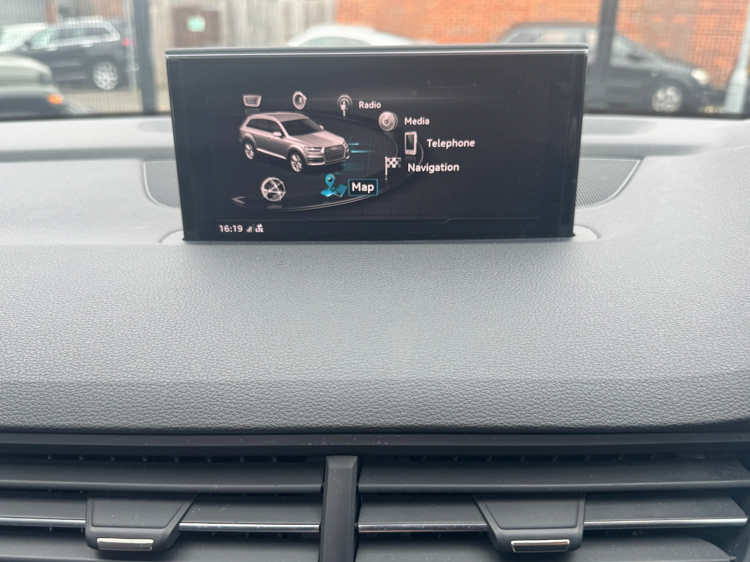 Used Audi Q7 2016 for sale - 78124819: Photo 40