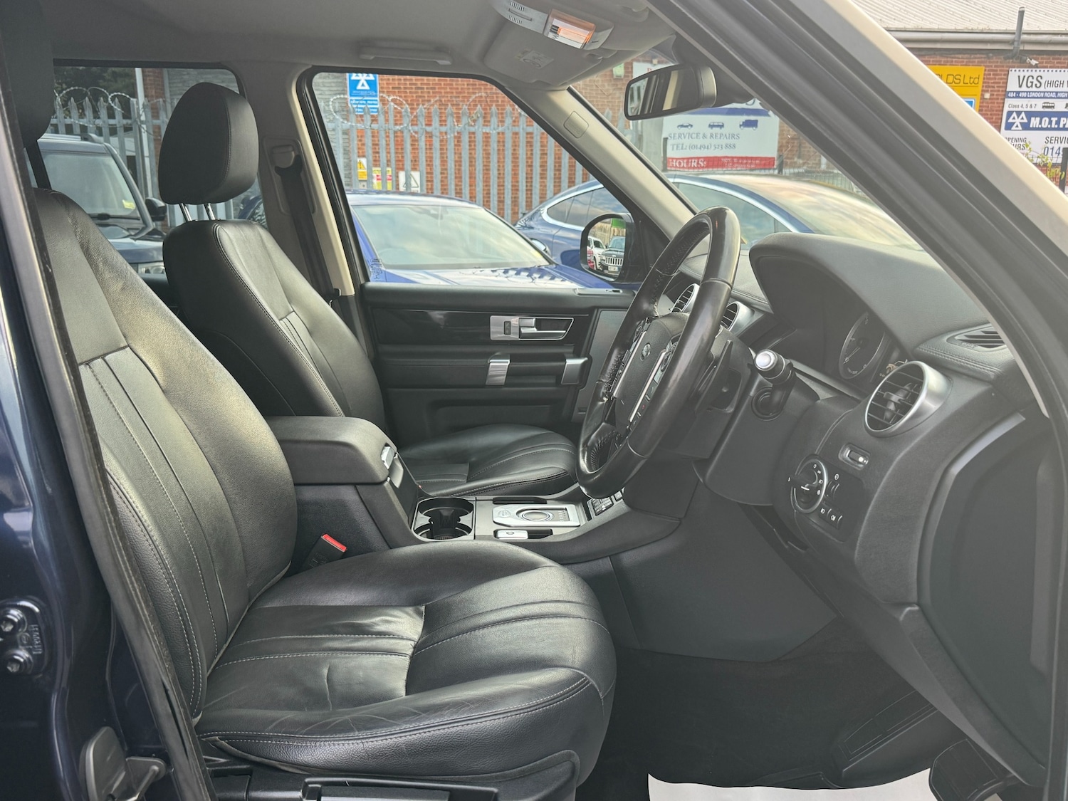 Used Land Rover Discovery 2016 for sale - 76557538: Photo 26