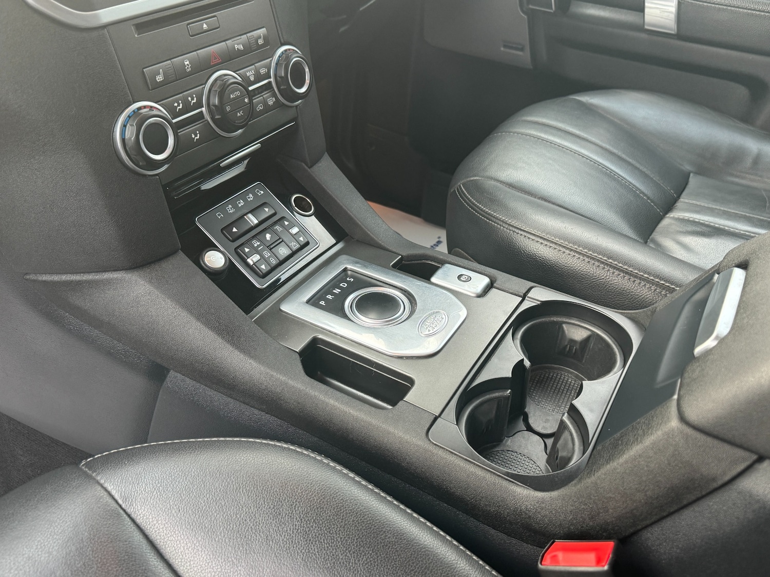 Used Land Rover Discovery 2016 for sale - 76557538: Photo 29