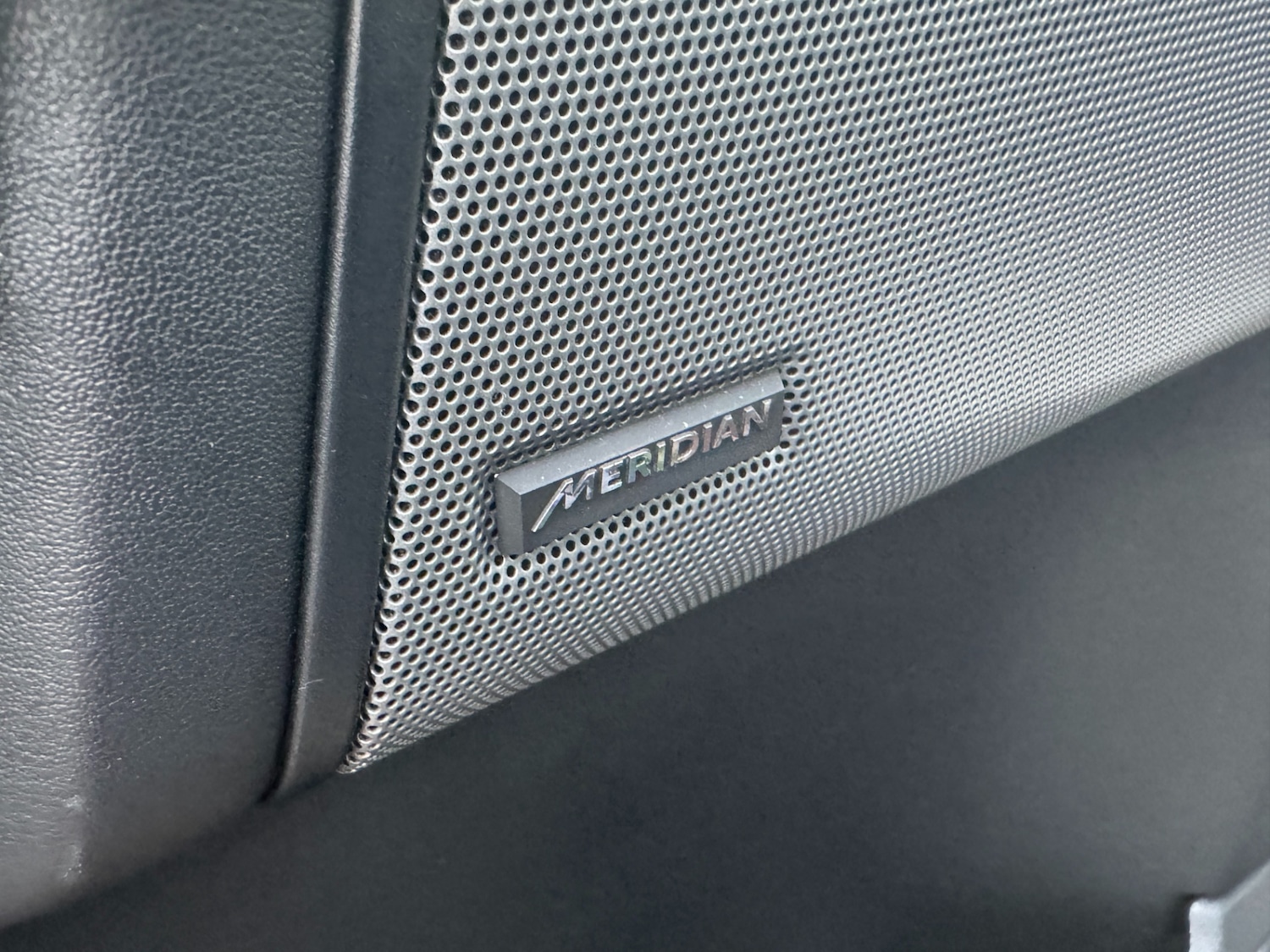 Used Land Rover Discovery 2016 for sale - 76557538: Photo 49