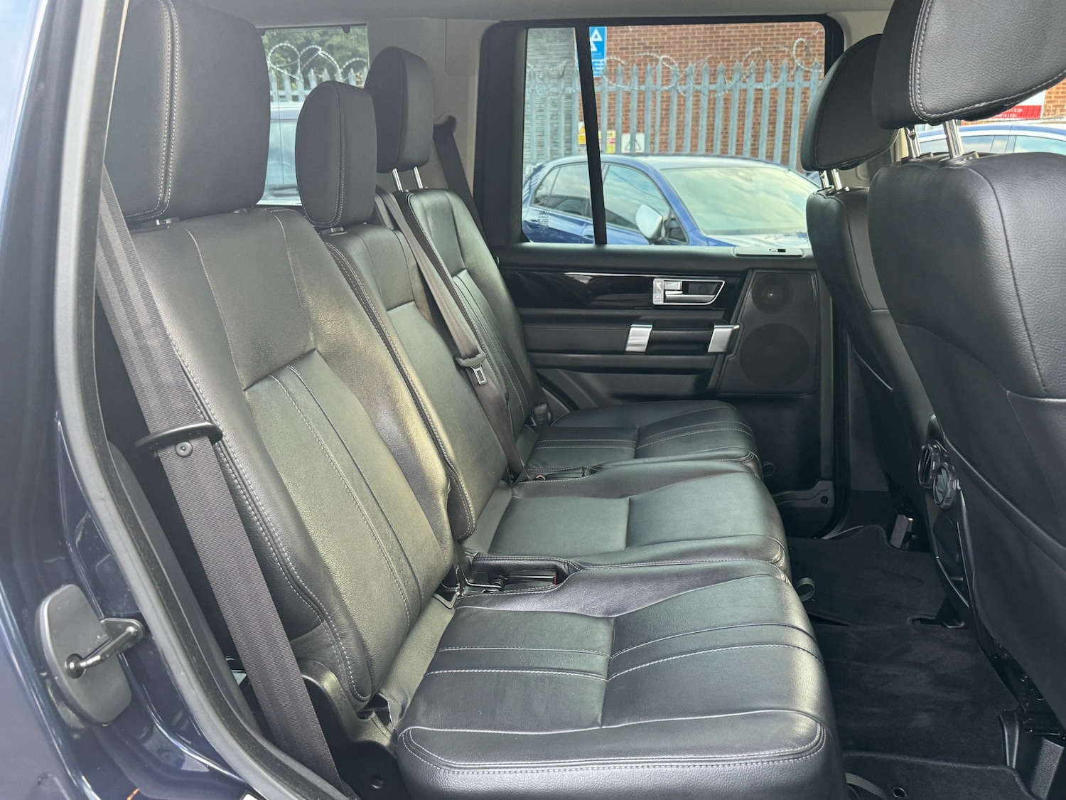 Used Land Rover Discovery 2016 for sale - 76557538: Photo 52