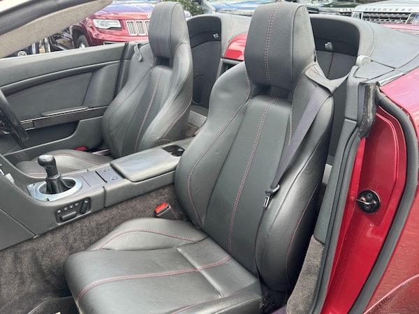 Used Aston Martin Vantage 2006 for sale - 74826726: Photo 29
