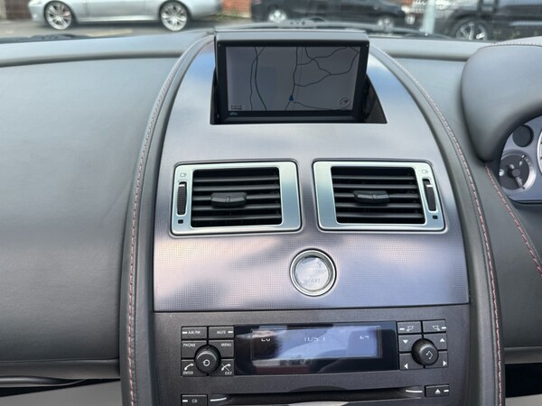Used Aston Martin Vantage 2006 for sale - 74826726: Photo 39