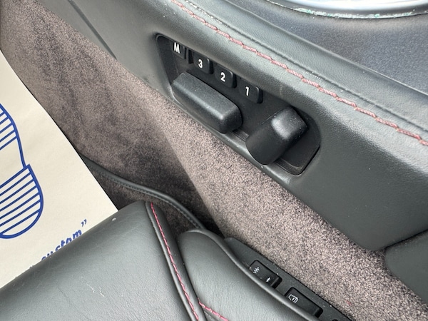 Used Aston Martin Vantage 2006 for sale - 74826726: Photo 48