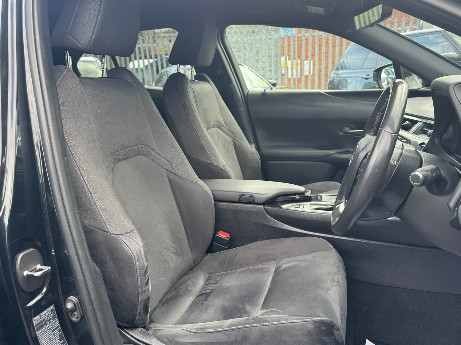Used Lexus UX 2020 for sale - 78140521: Photo 31