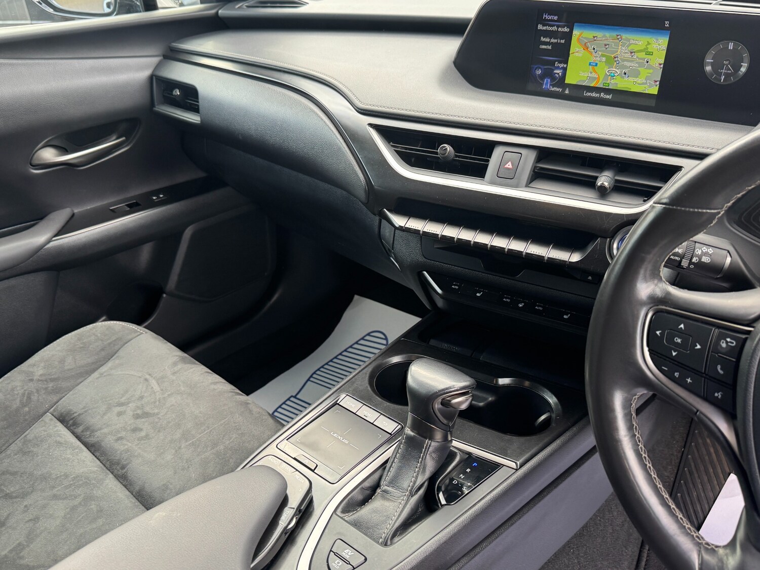 Used Lexus UX 2020 for sale - 78140521: Photo 34