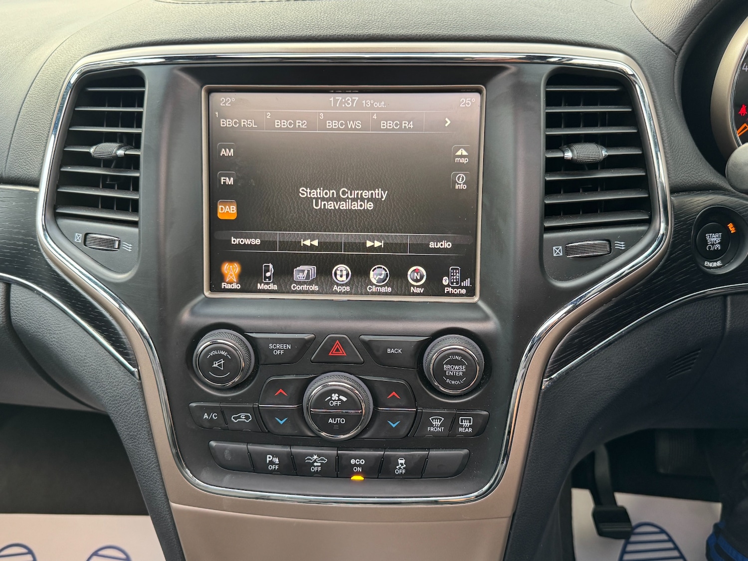 Used Jeep Grand Cherokee 2016 for sale - 76177276: Photo 46