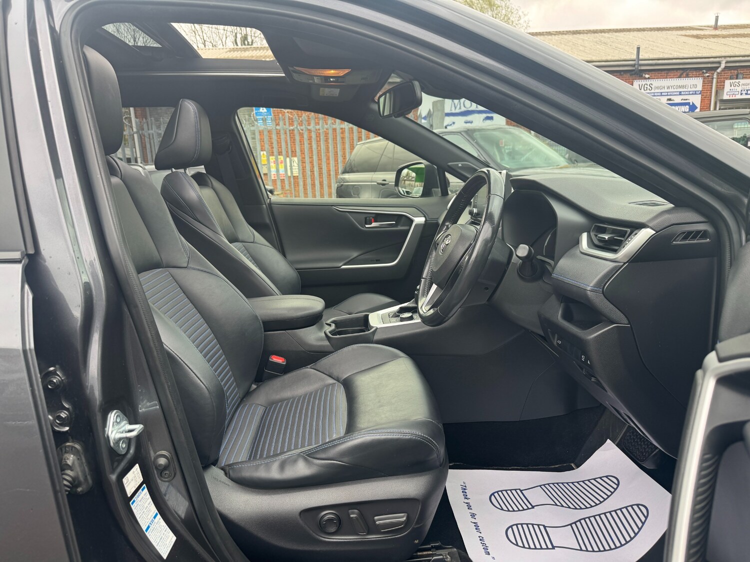 Used Toyota RAV4 2020 for sale - 78124826: Photo 30