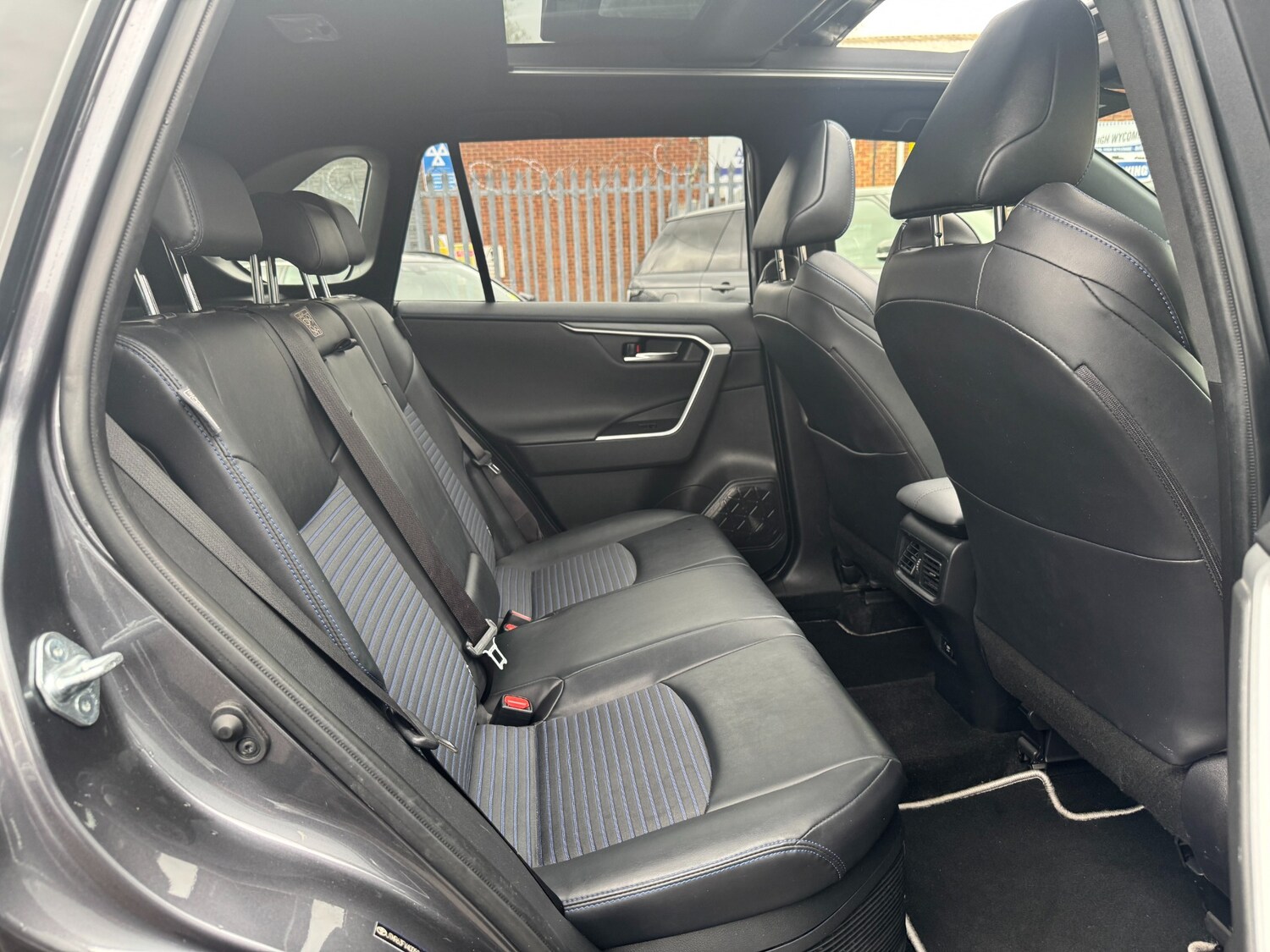 Used Toyota RAV4 2020 for sale - 78124826: Photo 58