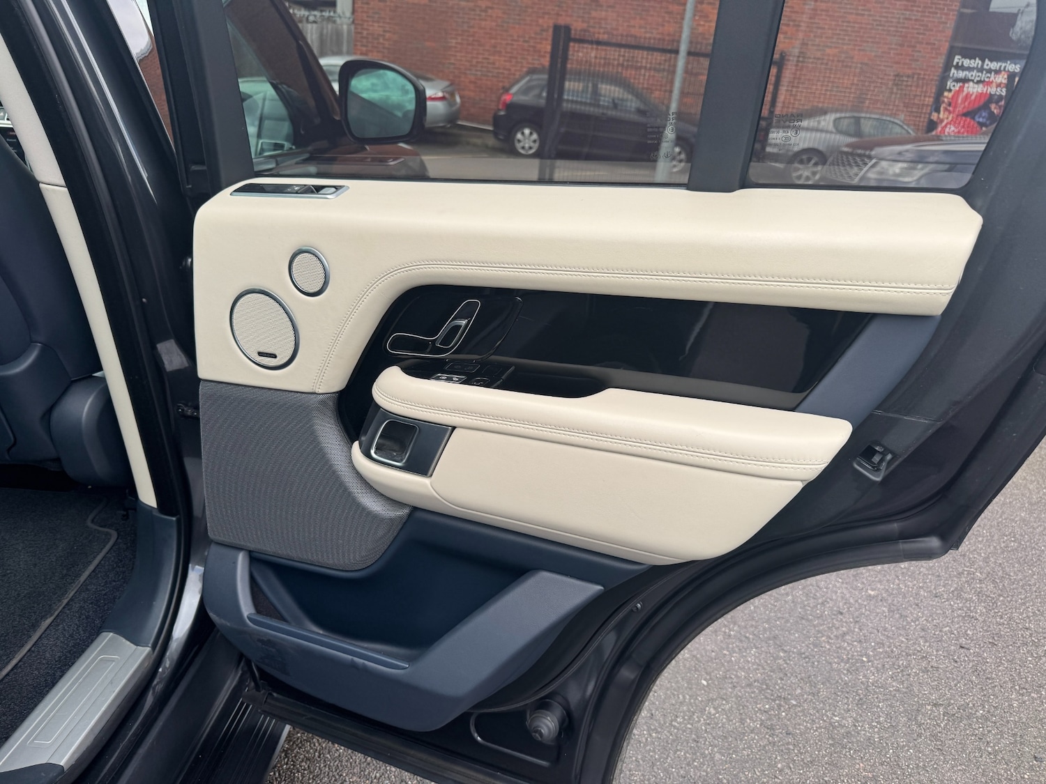 Used Land Rover Range Rover 2019 for sale - 77896205: Photo 55