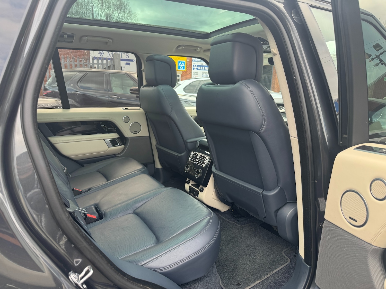 Used Land Rover Range Rover 2019 for sale - 77896205: Photo 60