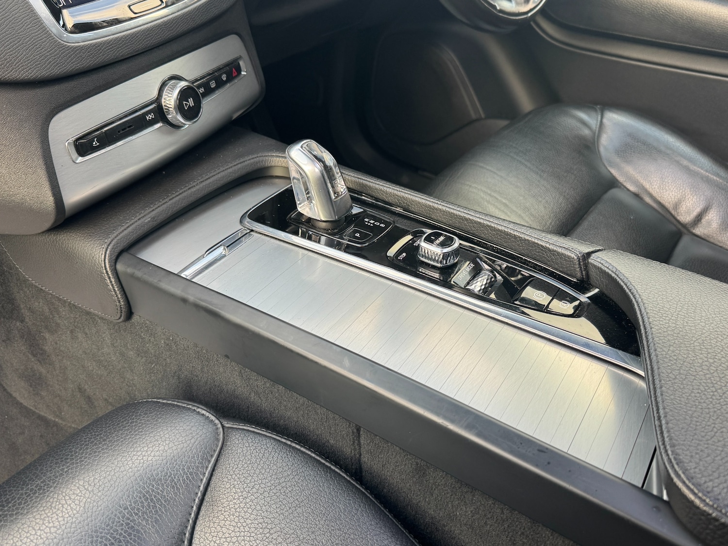 Used Volvo XC90 2016 for sale - 76941106: Photo 33