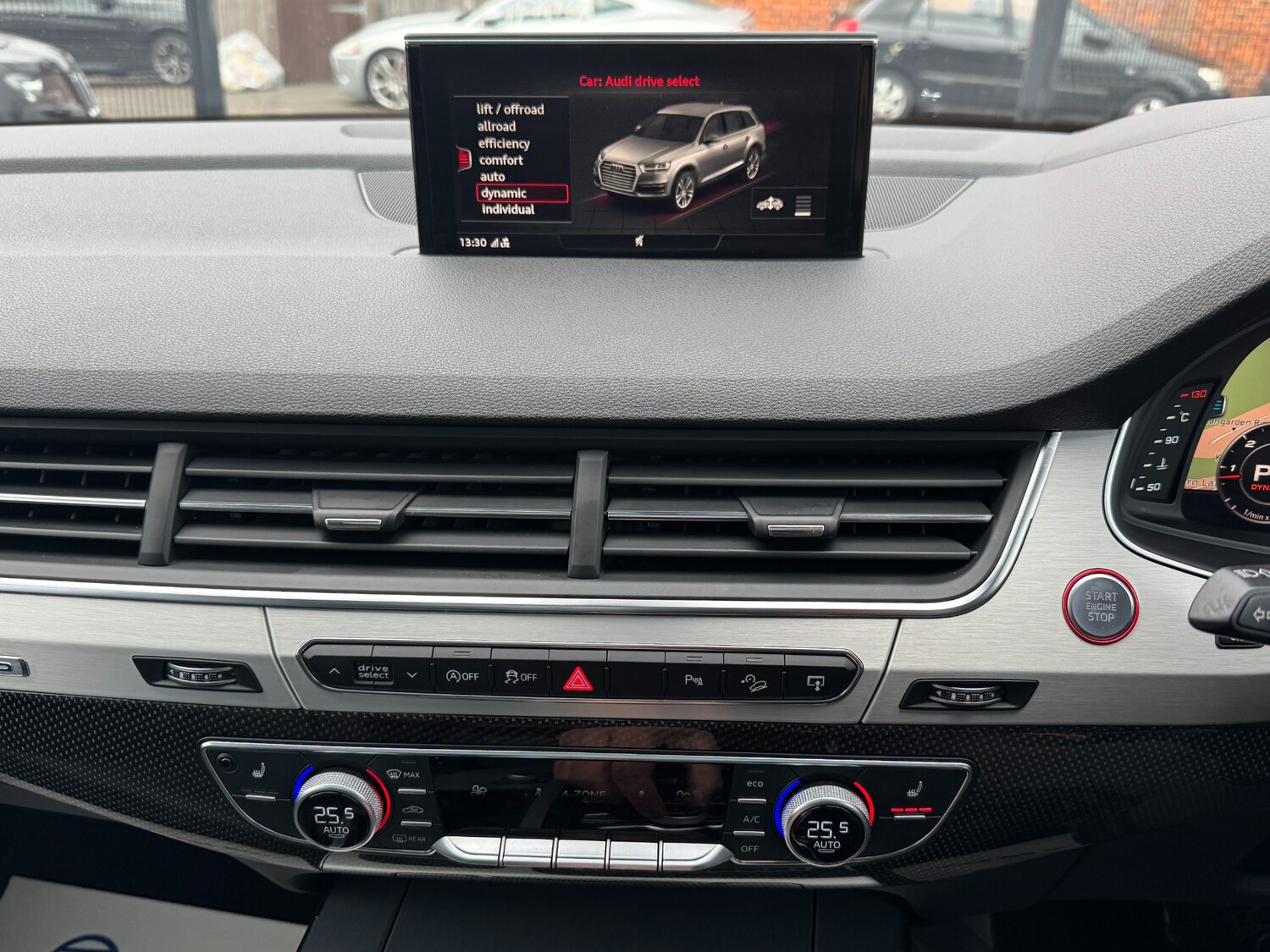 Used Audi Q7 2017 for sale - 75968369: Photo 38