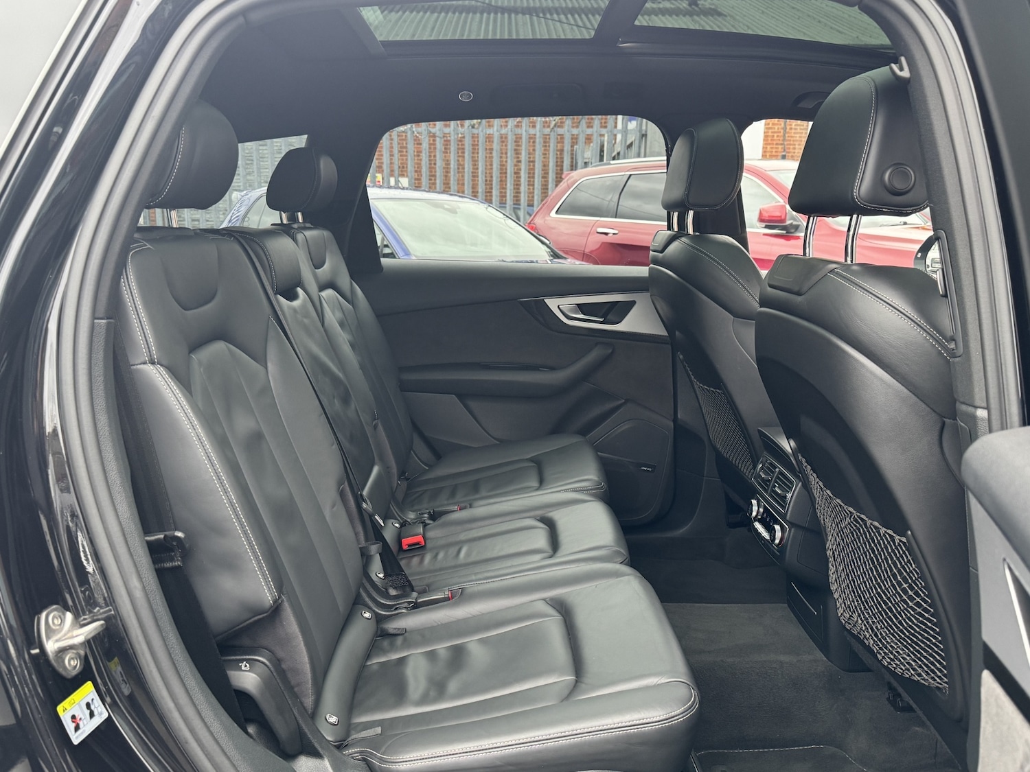 Used Audi Q7 2017 for sale - 75968369: Photo 64