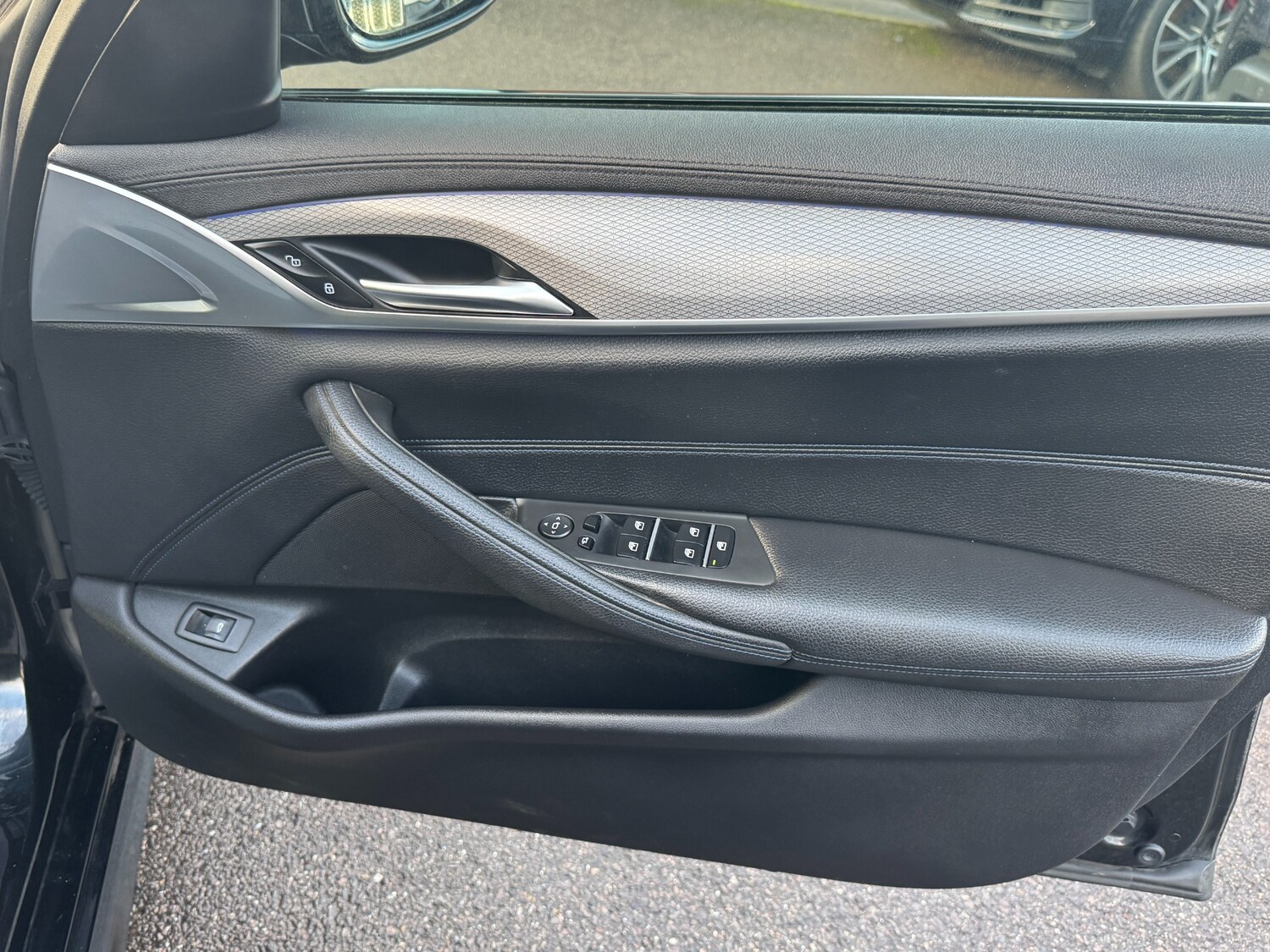 Used BMW 5 Series 2018 for sale - 77127364: Photo 51