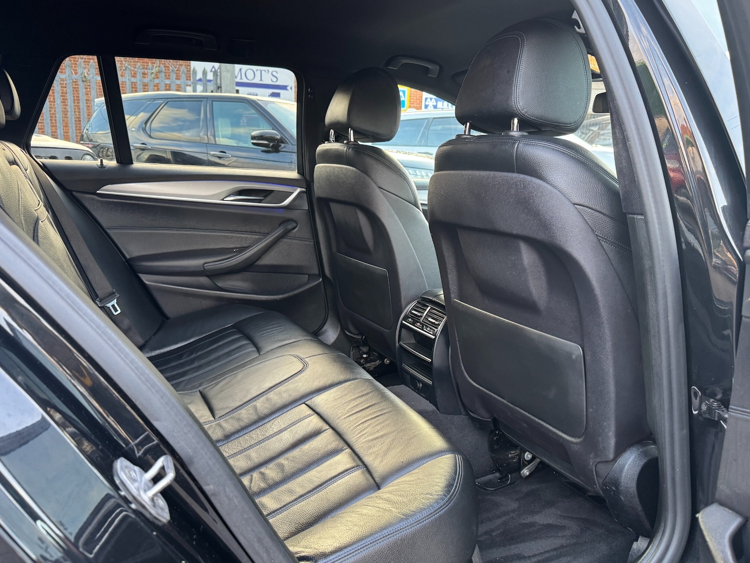 Used BMW 5 Series 2018 for sale - 77127364: Photo 53