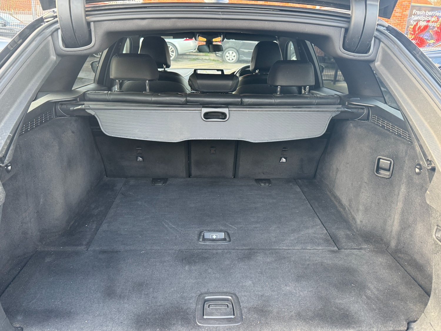 Used BMW 5 Series 2018 for sale - 77127364: Photo 57