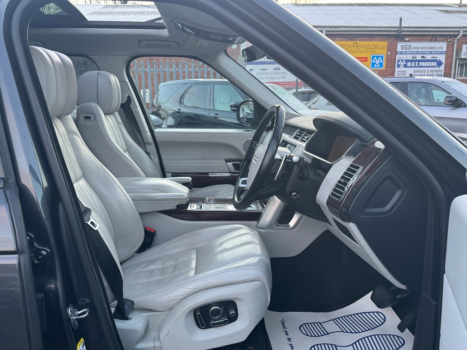 Used Land Rover Range Rover 2017 for sale - 77406810: Photo 34