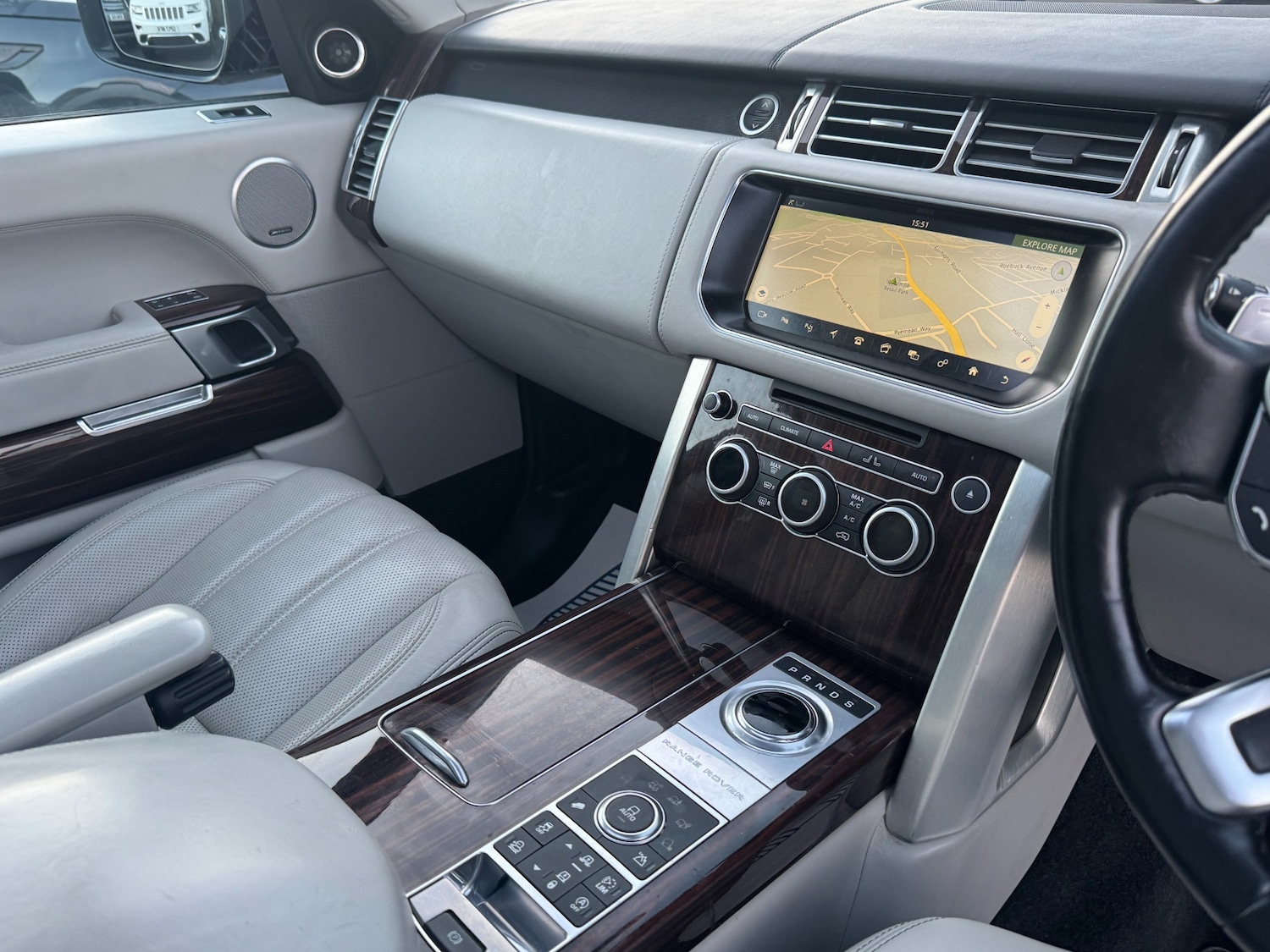 Used Land Rover Range Rover 2017 for sale - 77406810: Photo 38