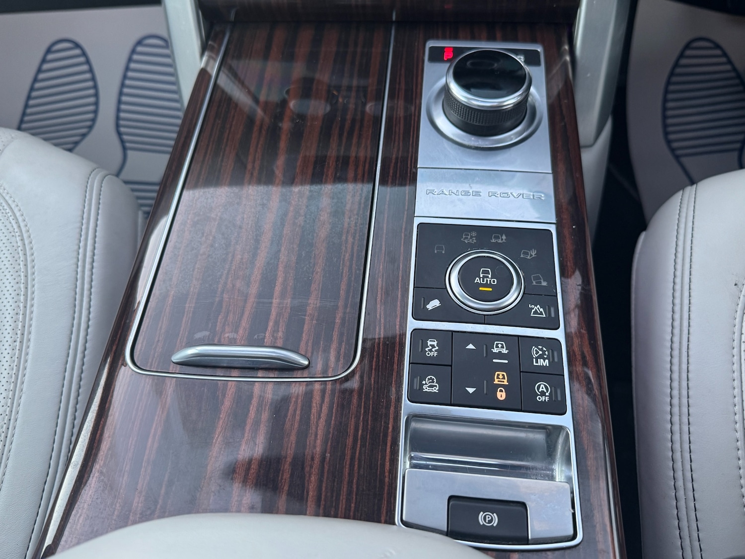 Used Land Rover Range Rover 2017 for sale - 77406810: Photo 41