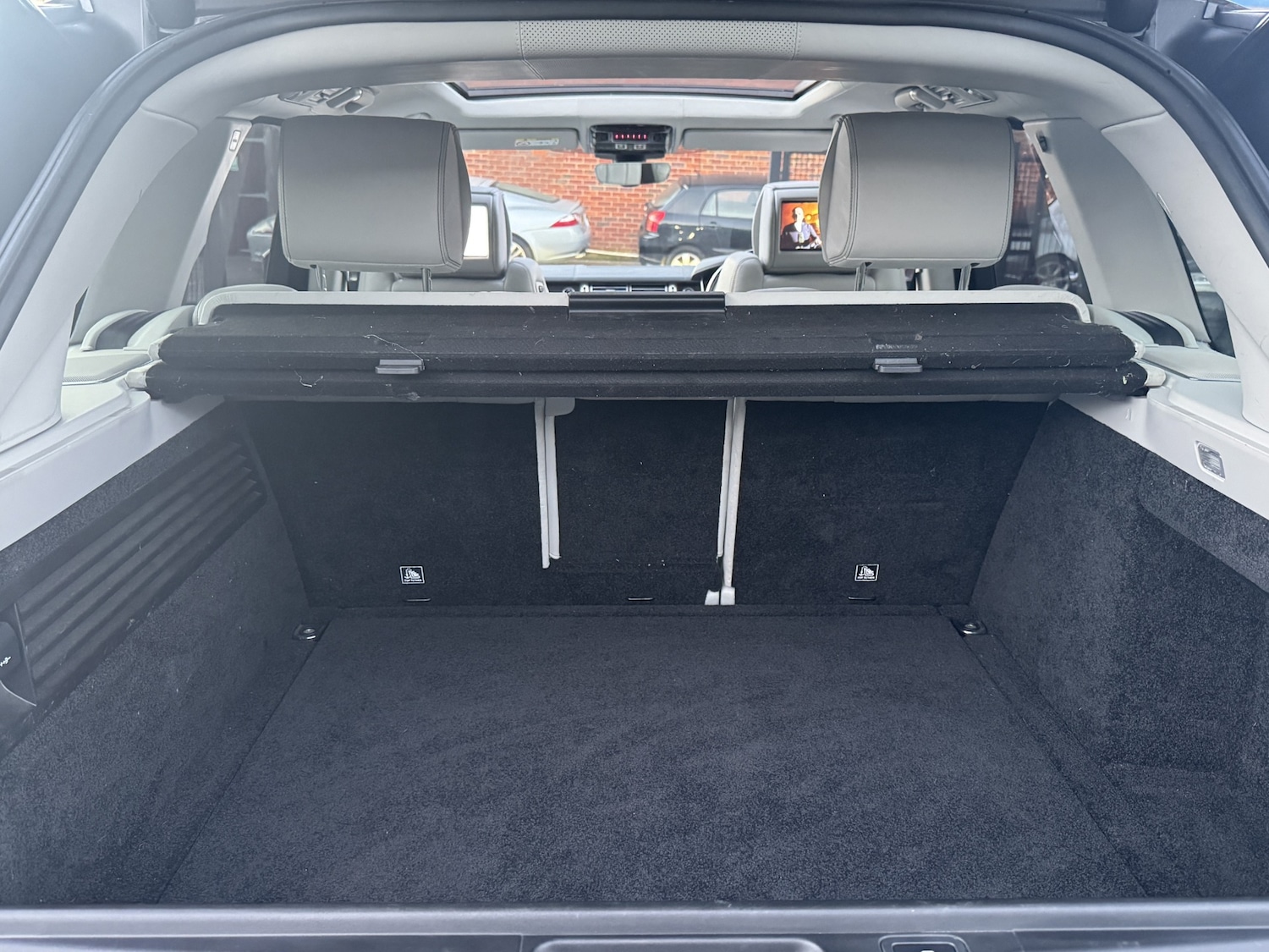 Used Land Rover Range Rover 2017 for sale - 77406810: Photo 76