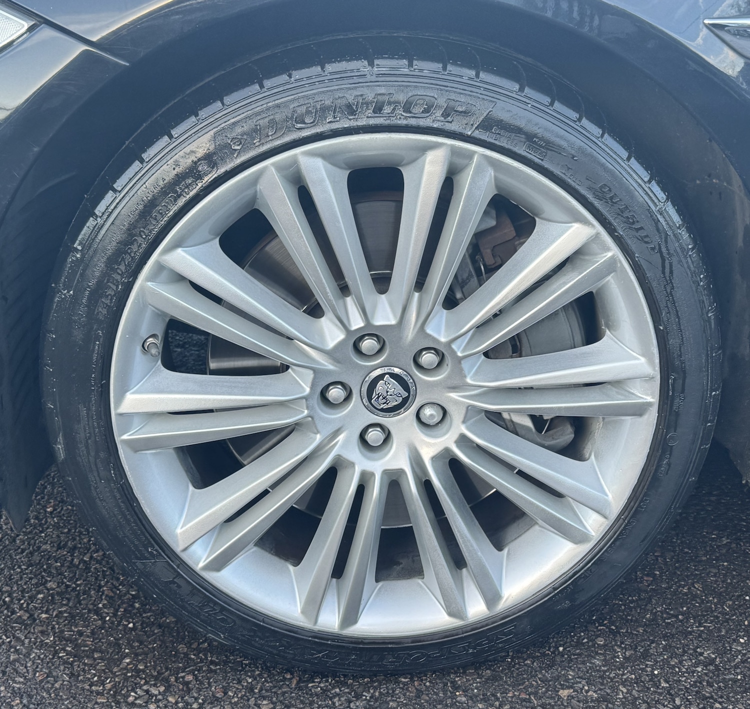 Used Jaguar XJ 2010 for sale - 76541531: Photo 20