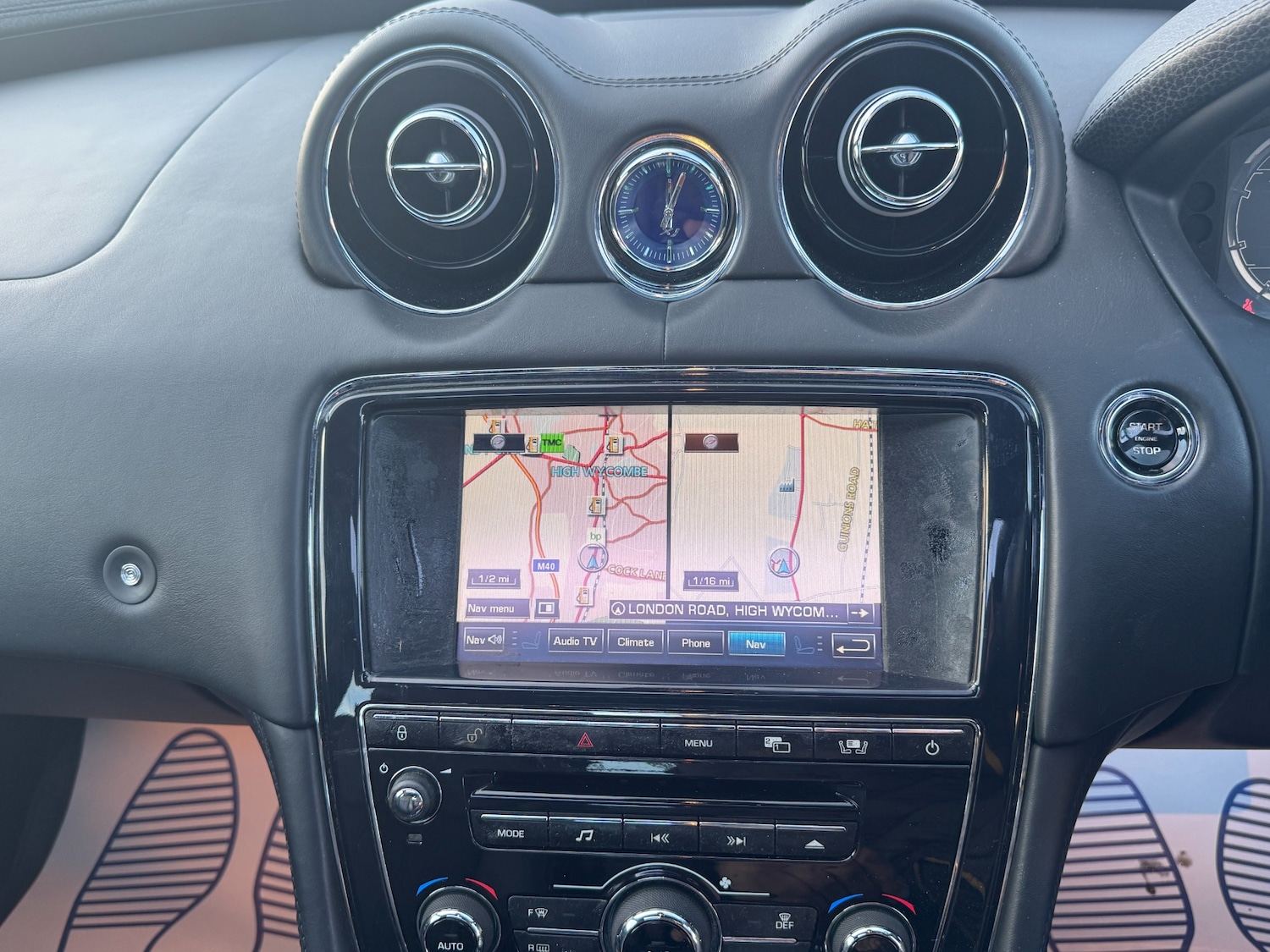 Used Jaguar XJ 2010 for sale - 76541531: Photo 36