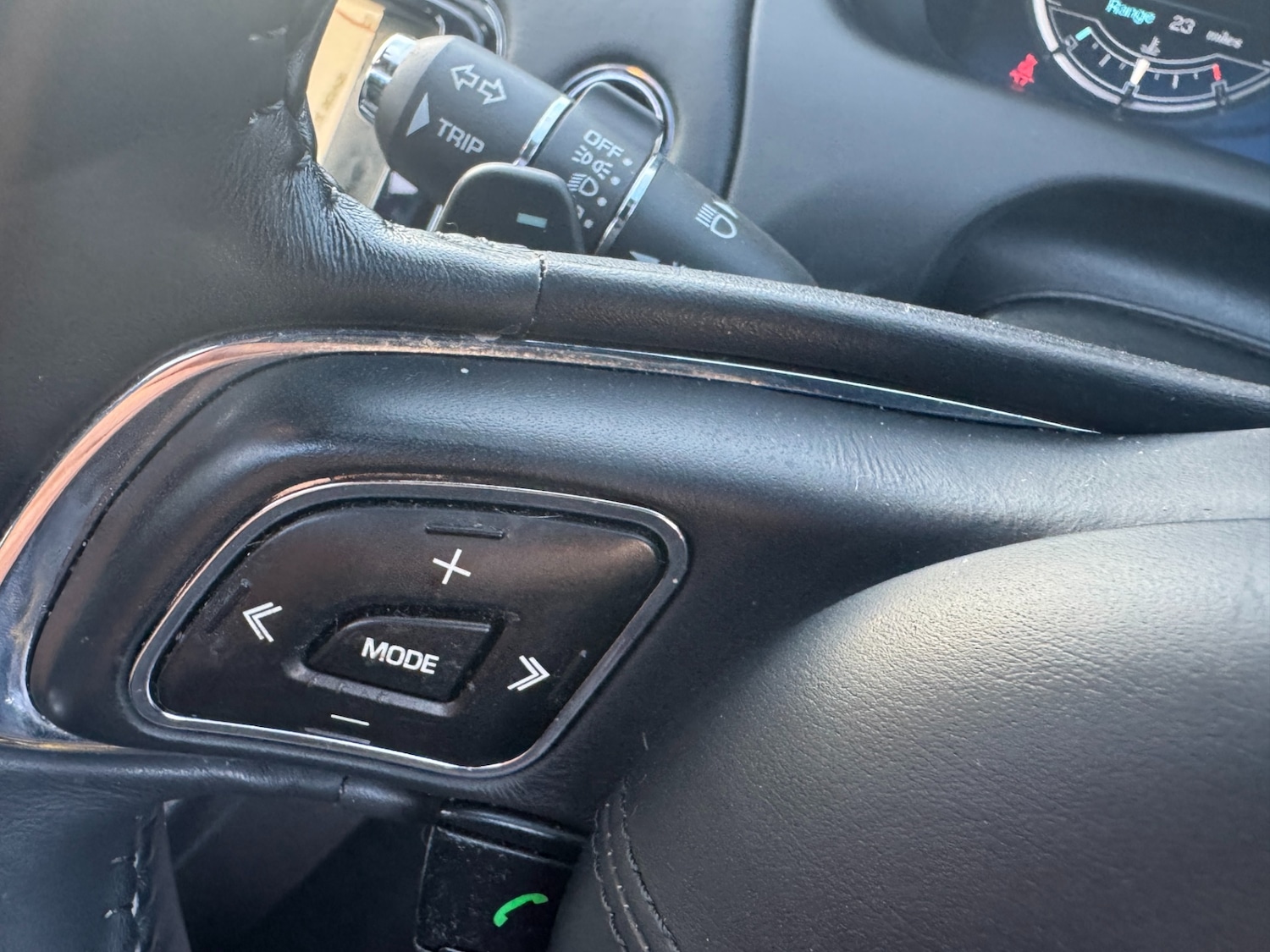 Used Jaguar XJ 2010 for sale - 76541531: Photo 42