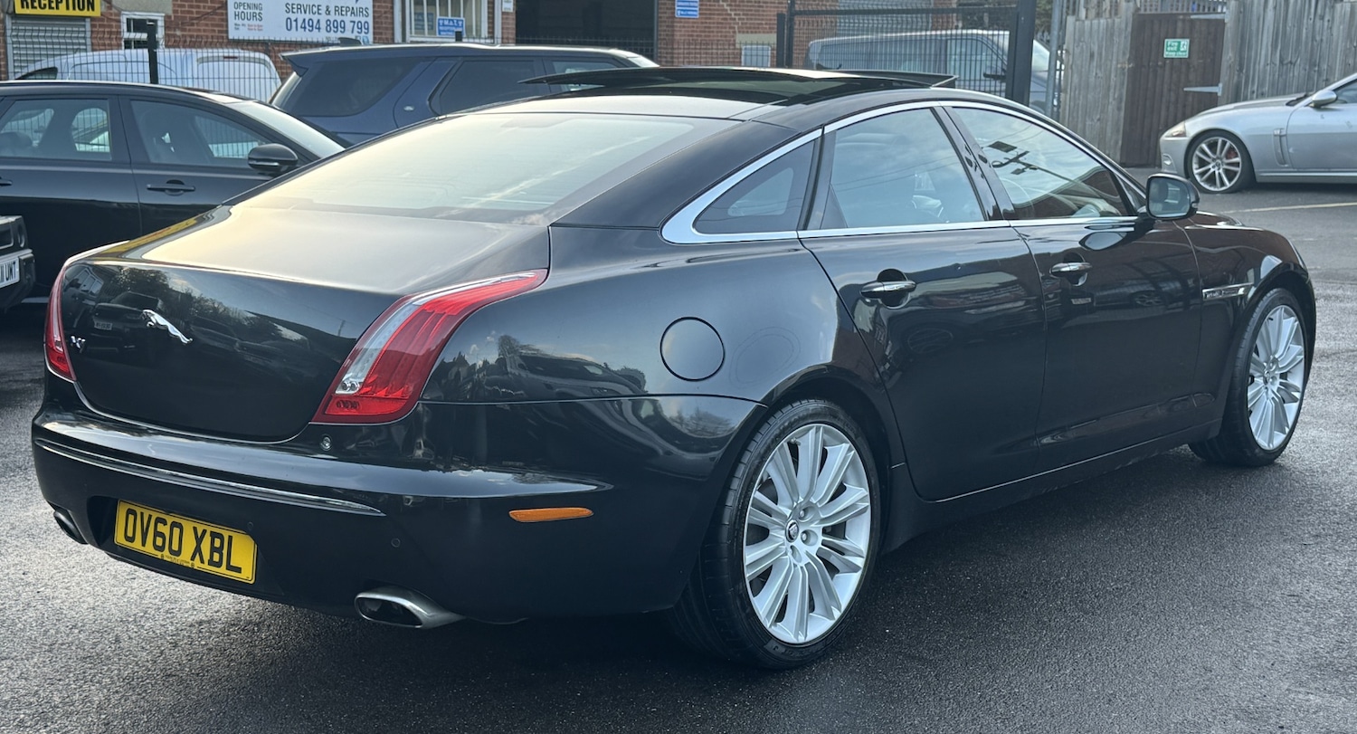 Used Jaguar XJ 2010 for sale - 76541531: Photo 7