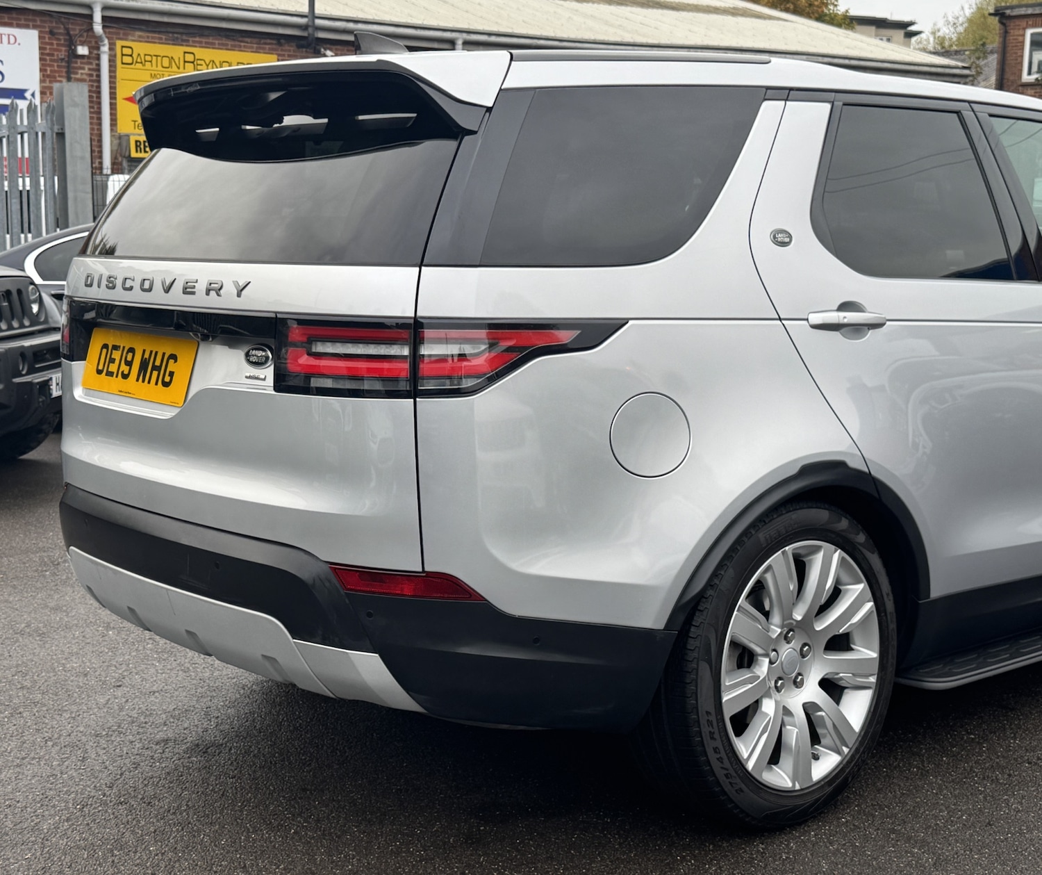 Used Land Rover Discovery 2019 for sale - 76375688: Photo 17