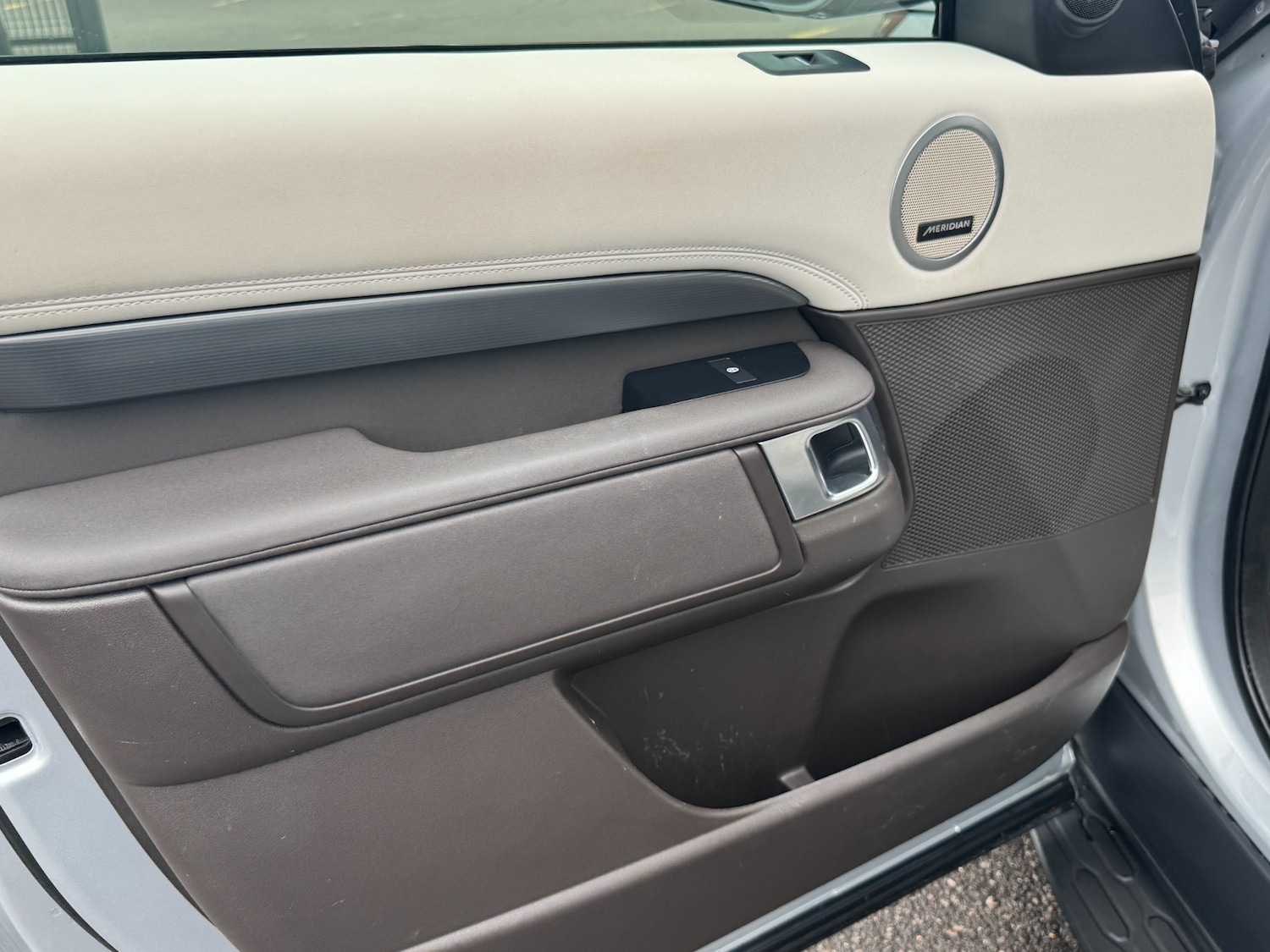 Used Land Rover Discovery 2019 for sale - 76375688: Photo 54
