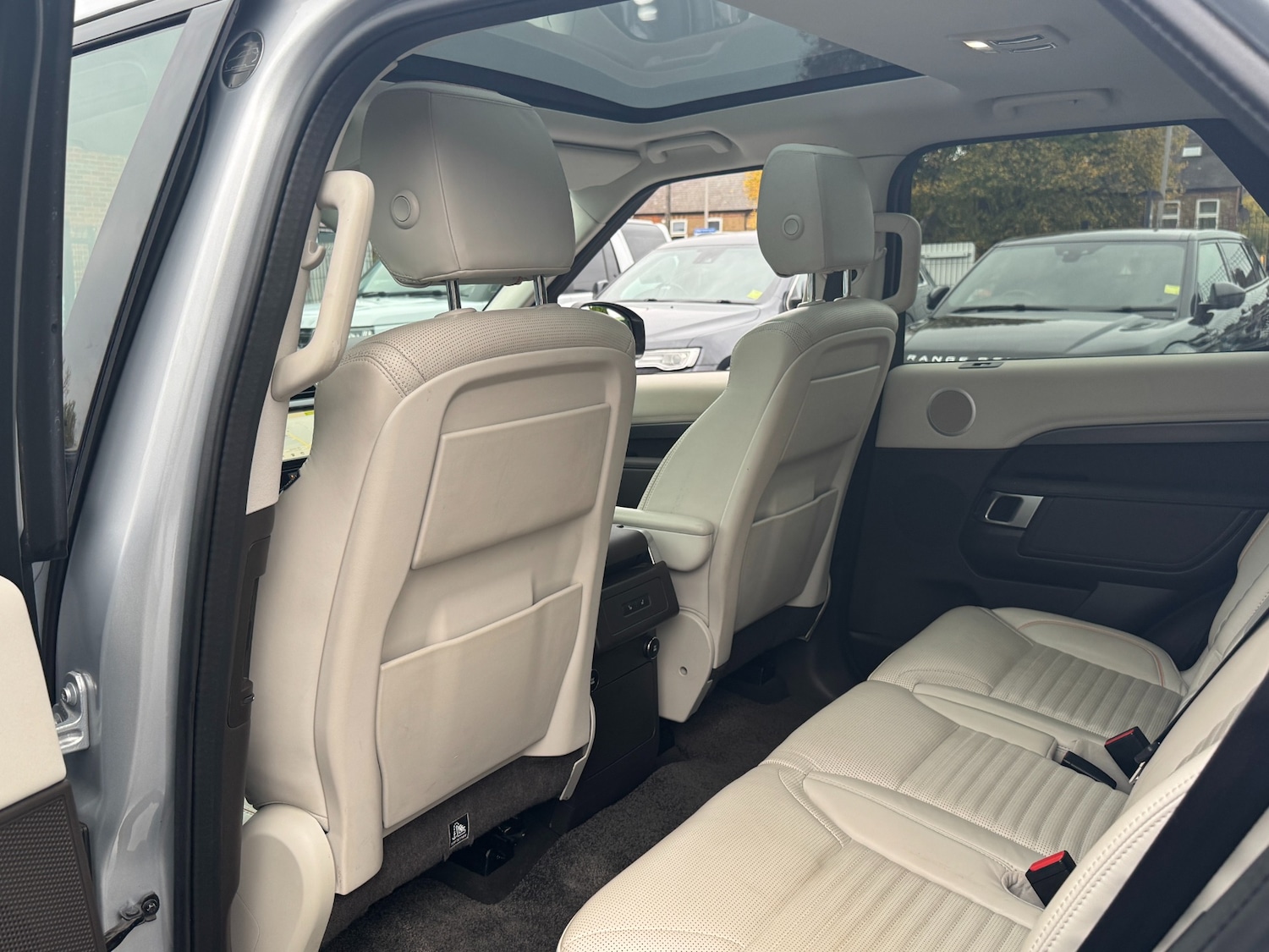 Used Land Rover Discovery 2019 for sale - 76375688: Photo 59