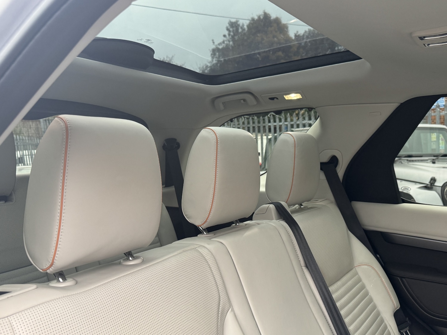 Used Land Rover Discovery 2019 for sale - 76375688: Photo 62