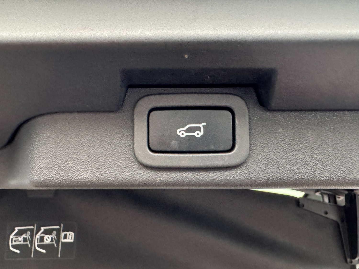 Used Land Rover Discovery 2019 for sale - 76375688: Photo 68