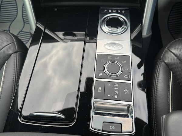 Used Land Rover Discovery 2019 for sale - 75680106: Photo 37