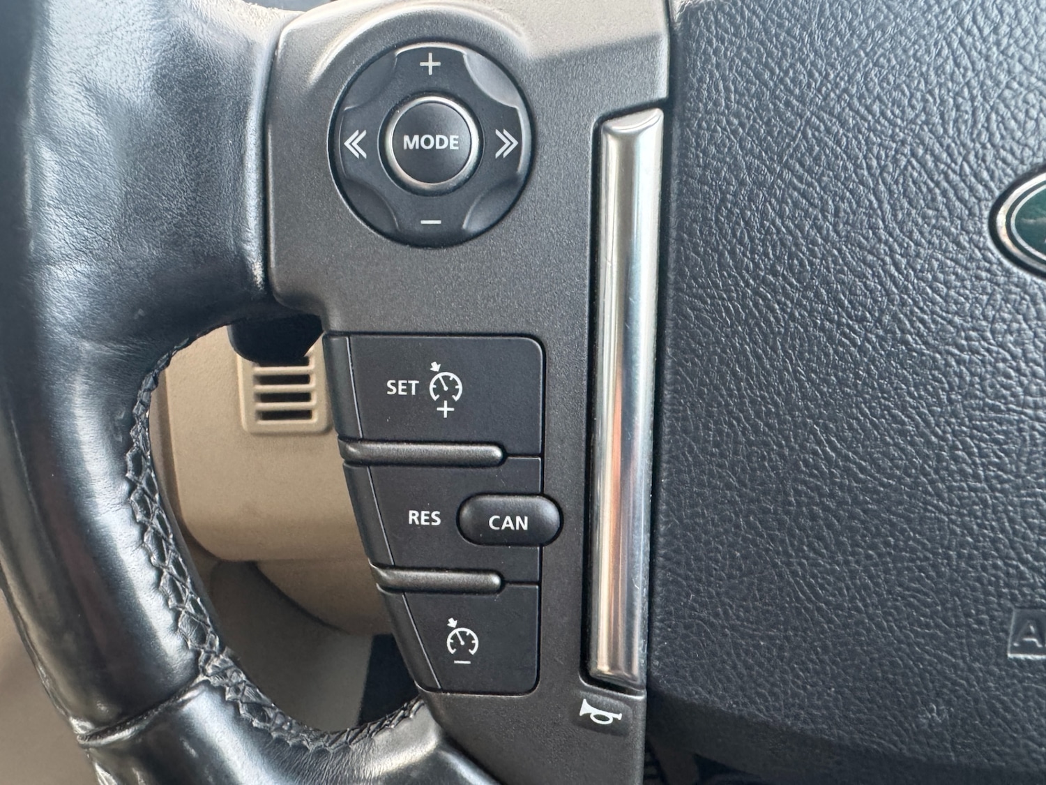 Used Land Rover Discovery 2016 for sale - 76641217: Photo 43