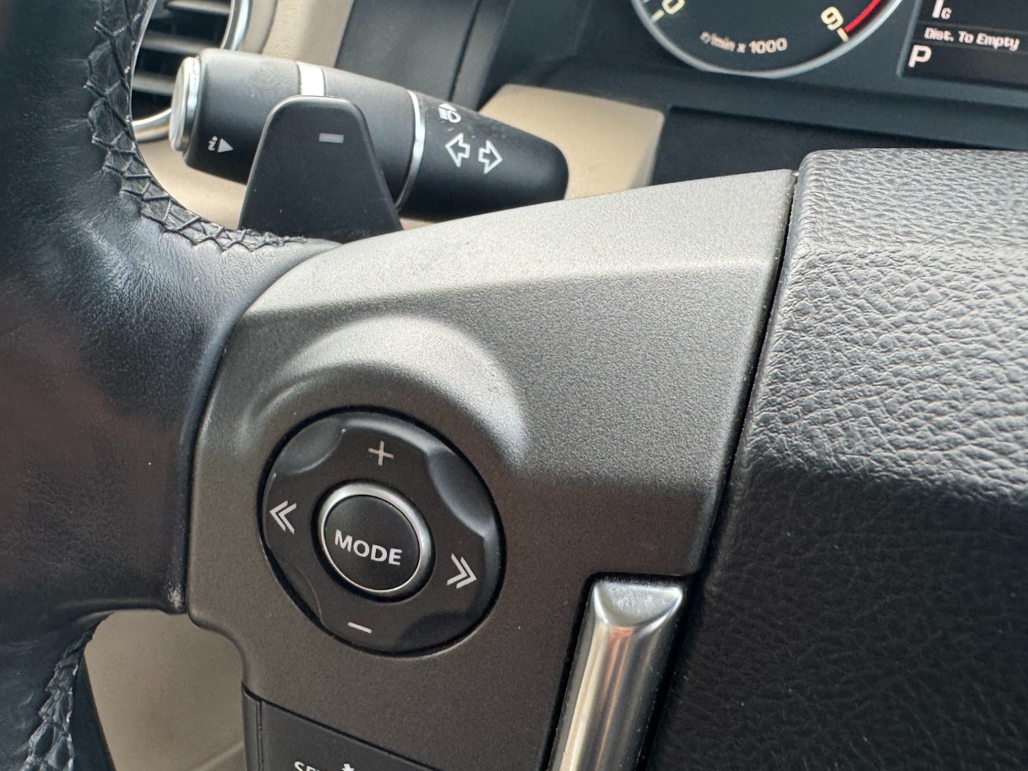 Used Land Rover Discovery 2016 for sale - 76641217: Photo 45