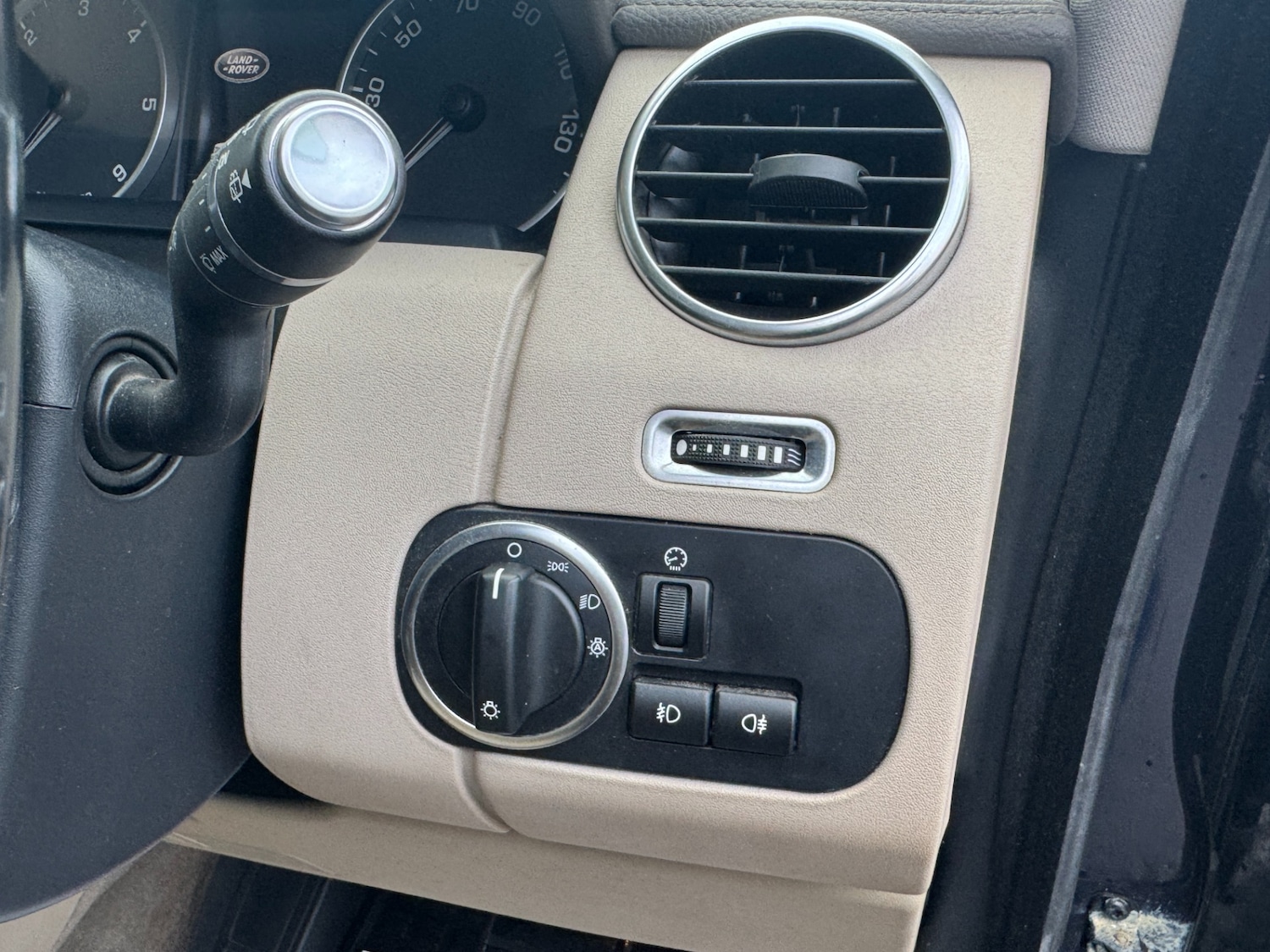 Used Land Rover Discovery 2016 for sale - 76641217: Photo 48