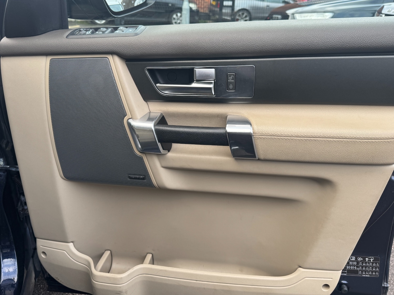 Used Land Rover Discovery 2016 for sale - 76641217: Photo 50